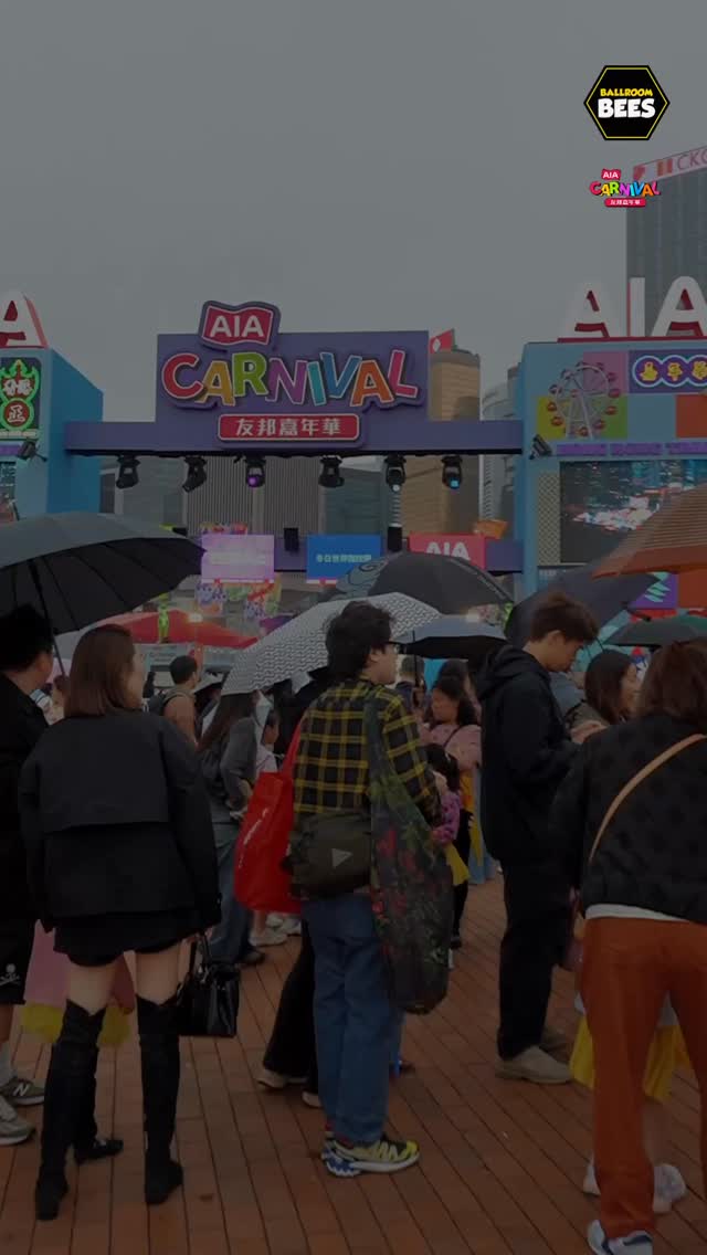 A massive round of applause to the 150 BallroomBees students who absolutely owned the stage at the AIA Carnival last weekend. Even with the rain, these young stars showed incredible resilience and talent, putting on an unforgettable show for the crowd. We couldn’t be prouder of every single one of them! 🐝🙌

To our amazing parents: thank you for braving the weather and being the best cheer squad in the world!

To our teachers @arah.owh @tashacaryl @gaysin_alen @yukiiiii_hy @katyavirshilas @mr_ryanhammond Thank you for your hard work, your patience and for keeping the kids confident and focused through the rain.

Lastly, thank you to @aiacarnival for having us! 

#ballroombees #aiacarnival #kids #kidsdancing