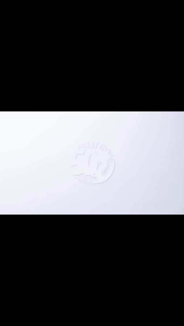 When one of the best schools in Hong Kong asks you to create a bespoke choreography for their Jubilee celebration, to a remastered 80s classic made just for the Kellett community, you take the challenge and run with it.

Our Ballroombees creative content team led by @katyavirshilas & @mr_ryanhammond created the bespoke choreography to “Gold” led by @tashacaryl & @vernon__vdm.

Over 700 students, from age 6-17 yrs took part in learning the choreography! 

Thank you @kellettschool for trusting BallroomBees with such a special moment in your 50th Anniversary celebrations - let’s go for gold!

#ballroombees #ballroombeesworld #kellett